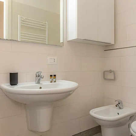 Calicantus Atena Lejlighed