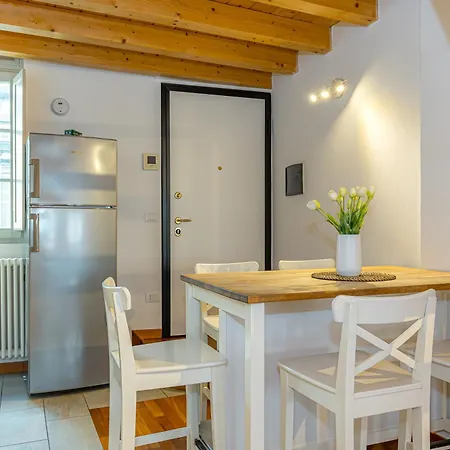 Calicantus Atena Apartment