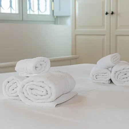 Calicantus Atena Lejlighed Como