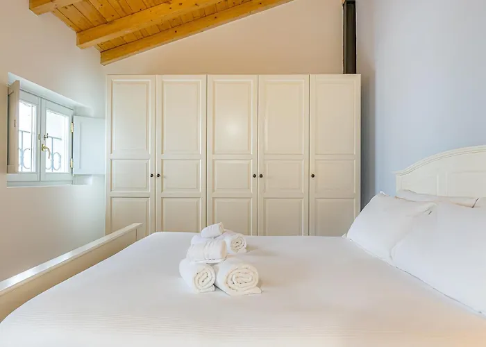 アパート Calicantus Atena